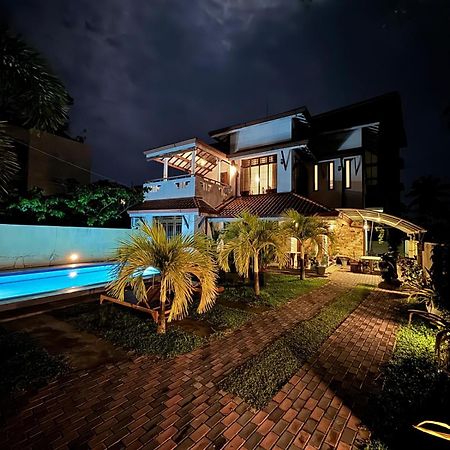 Grand Royal Villa Negombo Esterno foto