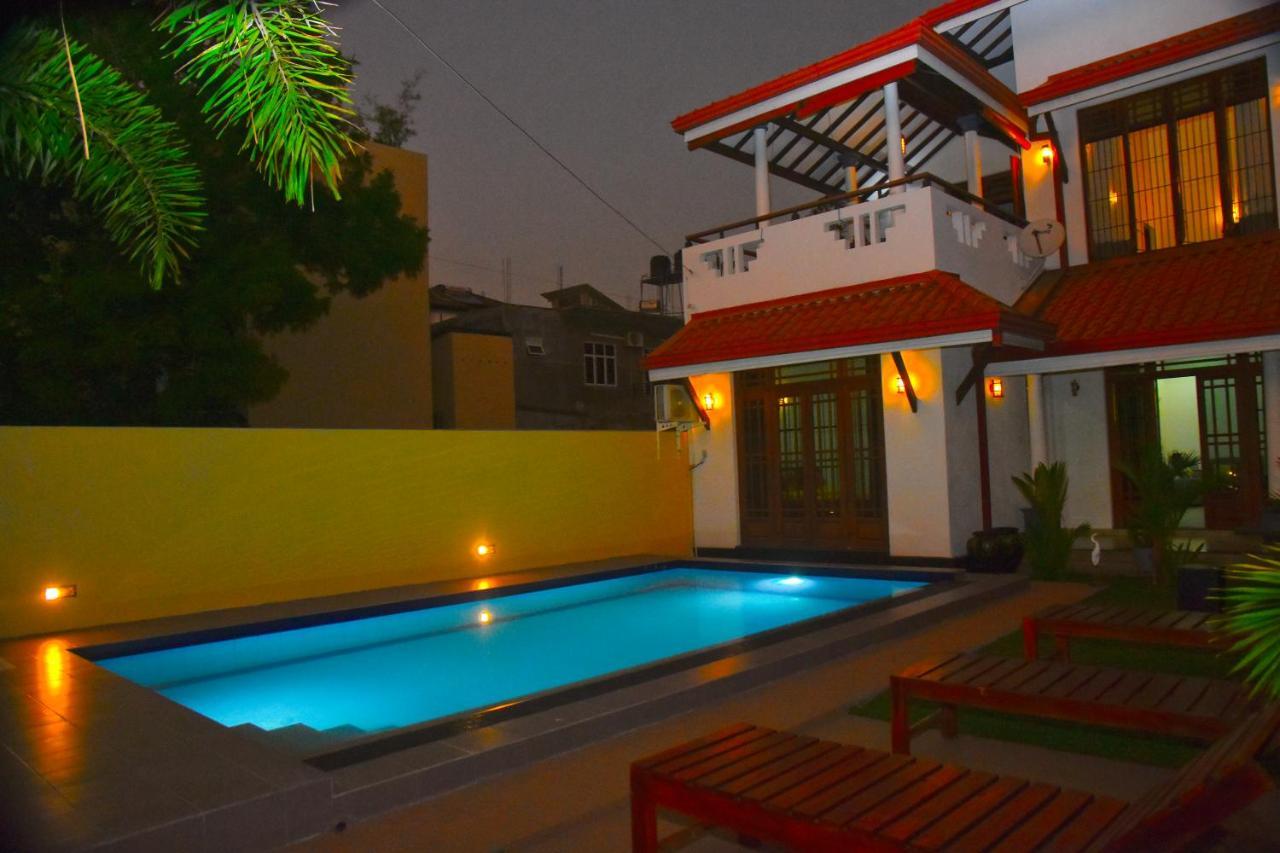 Grand Royal Villa Negombo Esterno foto