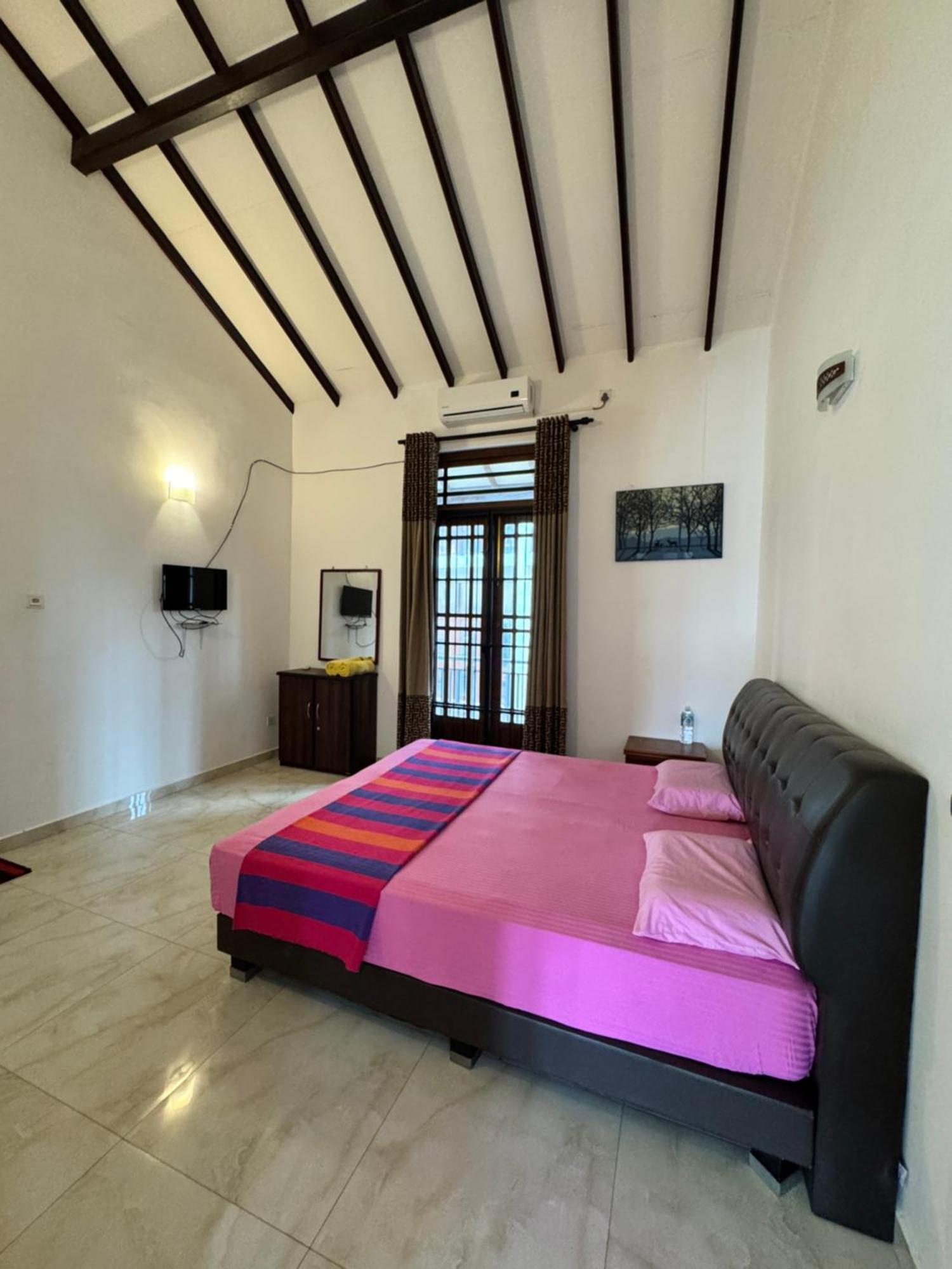 Grand Royal Villa Negombo Esterno foto