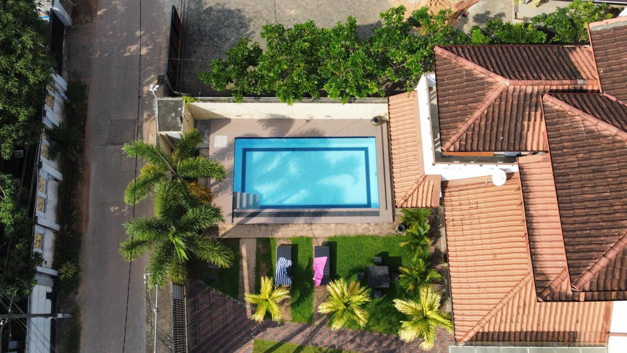 Grand Royal Villa Negombo Esterno foto