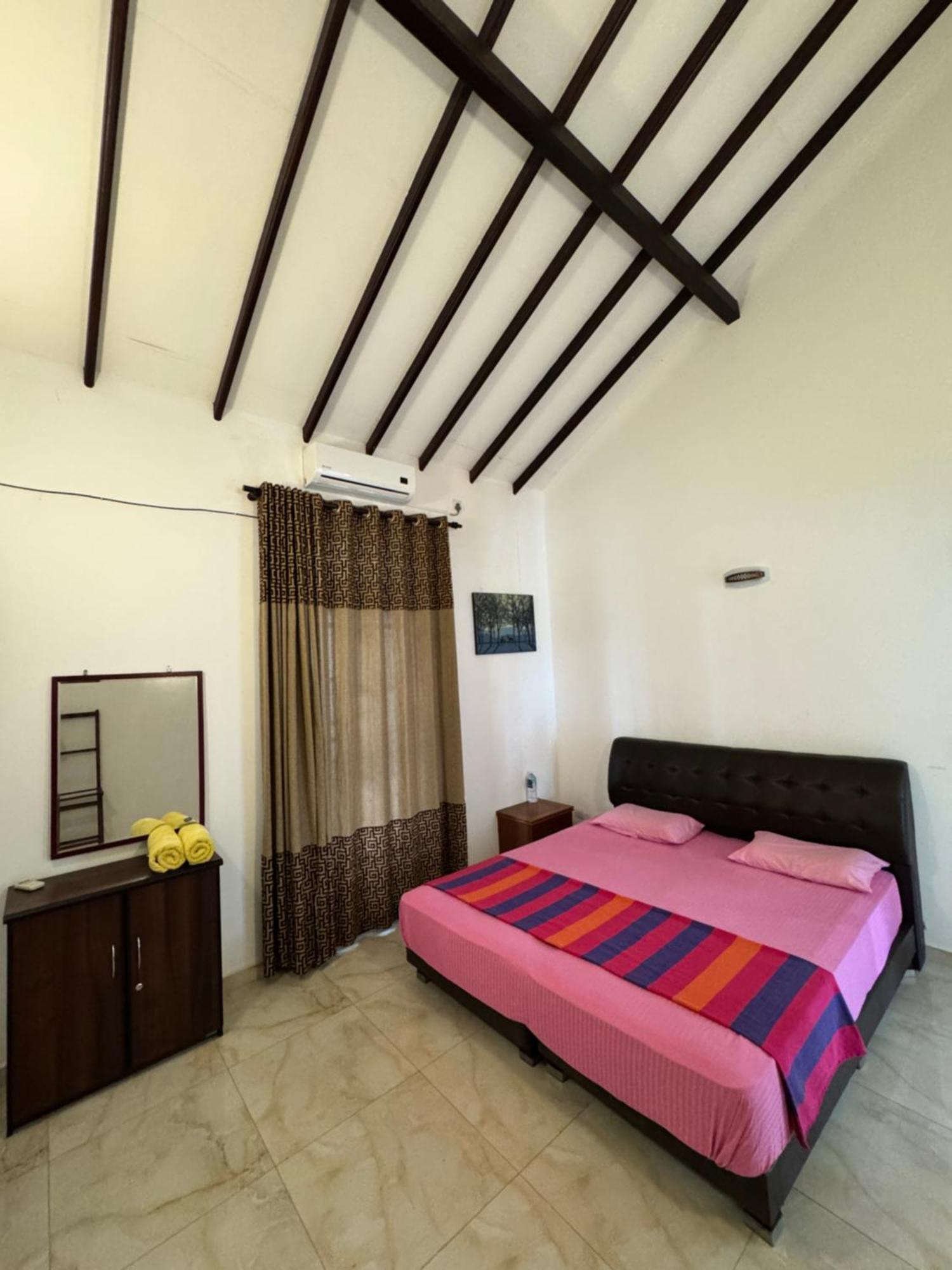 Grand Royal Villa Negombo Esterno foto