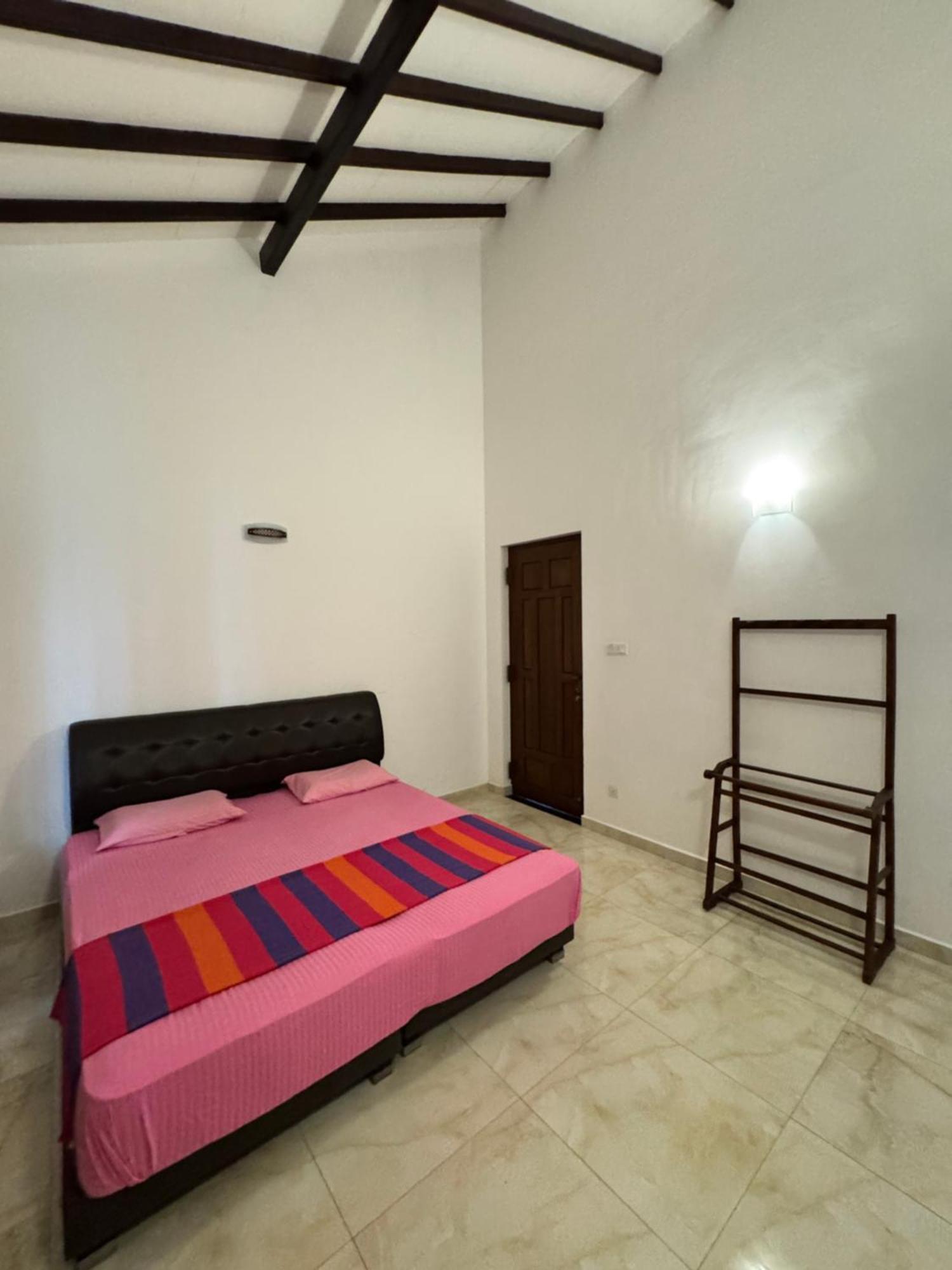Grand Royal Villa Negombo Esterno foto