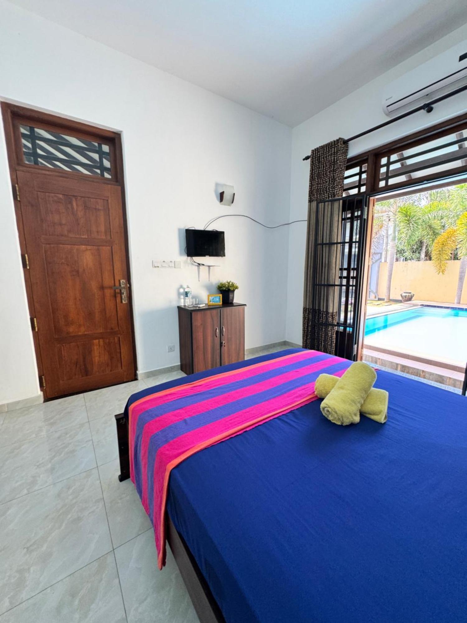 Grand Royal Villa Negombo Esterno foto